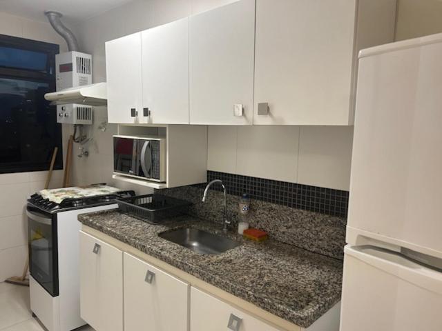 Lindo Apto No Barrabela, Todo Equipado, Com Arcondicionados Split Novos No Quarto E Na Sala, Limpissimo, Cheiroso, Novinho, Condominio Em Frente A Praia, Com Piscina Aquecida, Sauna, Quadra, Academia, Lavanderia, Salao De Beleza, Restaurantes, Mercad Río de Janeiro Exterior foto